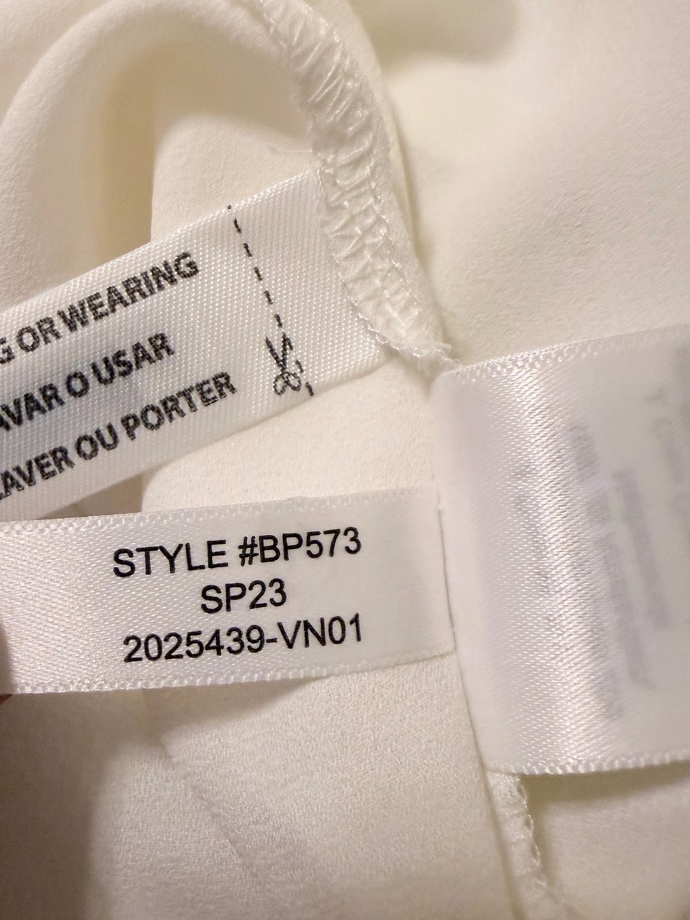 J. Crew Cream Ruffle Front Blouse Size 2 - Picture 13 of 14